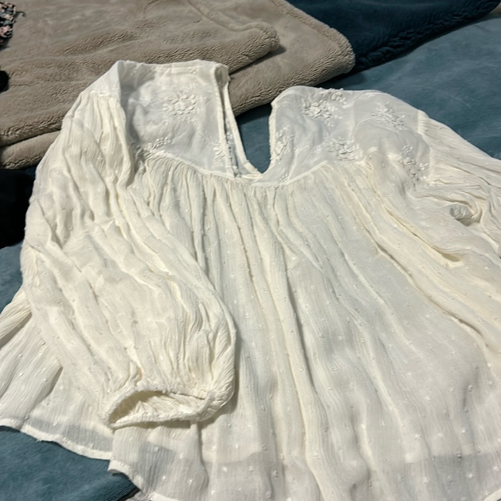 White blouse, rayon, size large